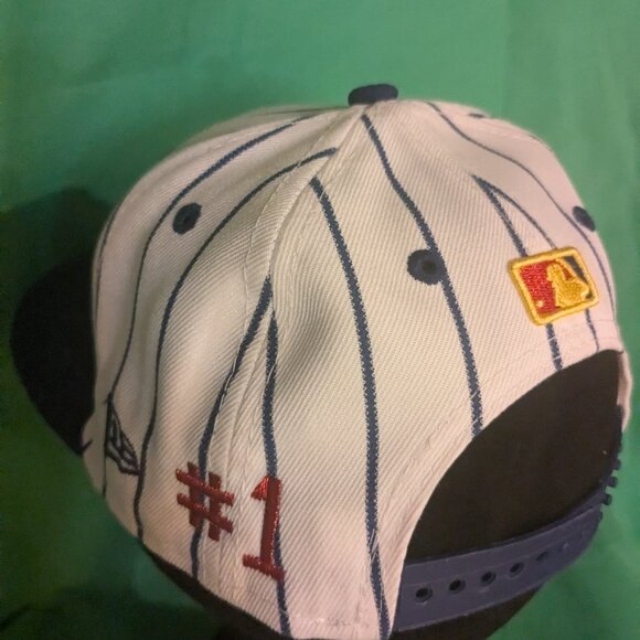 Toronto Blue Jays Outta Here original Big League Chew #1, New Era Snap Back - Picture 3 of 4